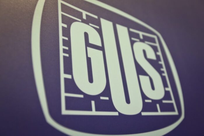 Główny Urząd Statystyczny, polacy w wieku poprodukcyjnym, emerytury, renty