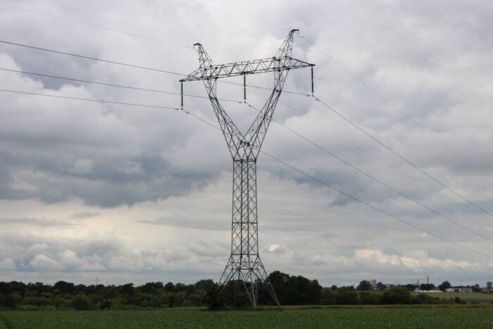 cena energii elektrycznej, dystrybucja energii, rynek energii