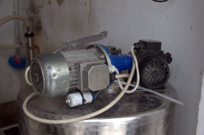 Laktopol, mleczarnia Bielmlek, skup mleka, produkcja przetworów mleczarskich