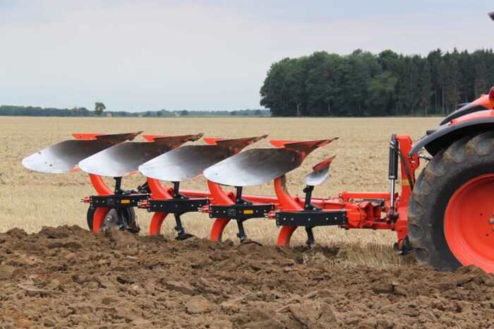 Pług zawieszany obracalny Kubota RM2000V/RM2005V