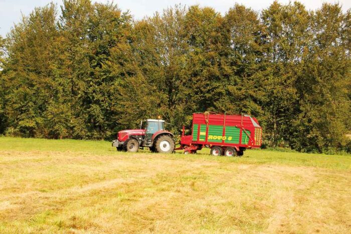 Przyczepa samozbierająca Roto