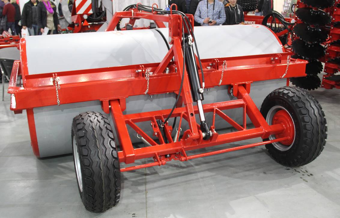 Wał łąkowy Expom Mors