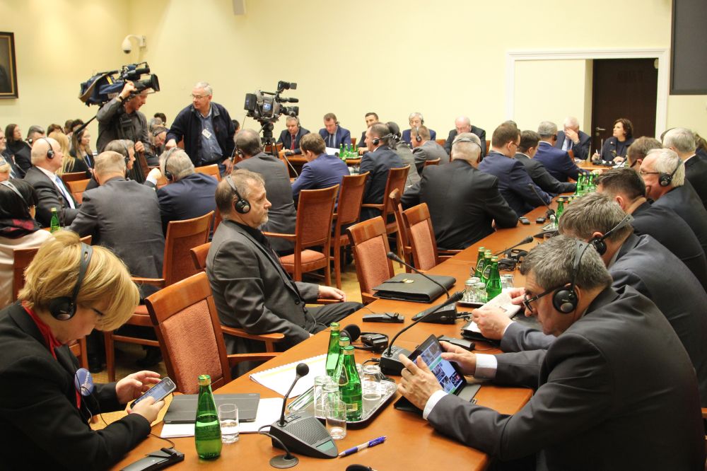 Phil Hogan, Krzysztof Jurgiel, Sejm, Senat, mleko, wieprzowina, kryzys, Komisja Europejska, MRiRW