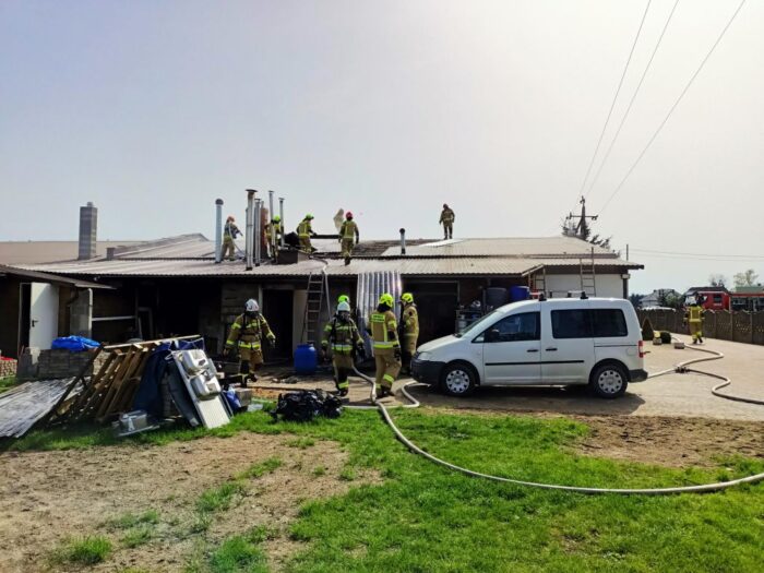 km psp łomża, pożar, zakład wędliniarski, produkcja wędlin