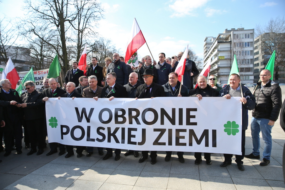 ustawa, ziemia, PiS, ministerstwo rolnictwa, Zbigniew Babalski, rząd