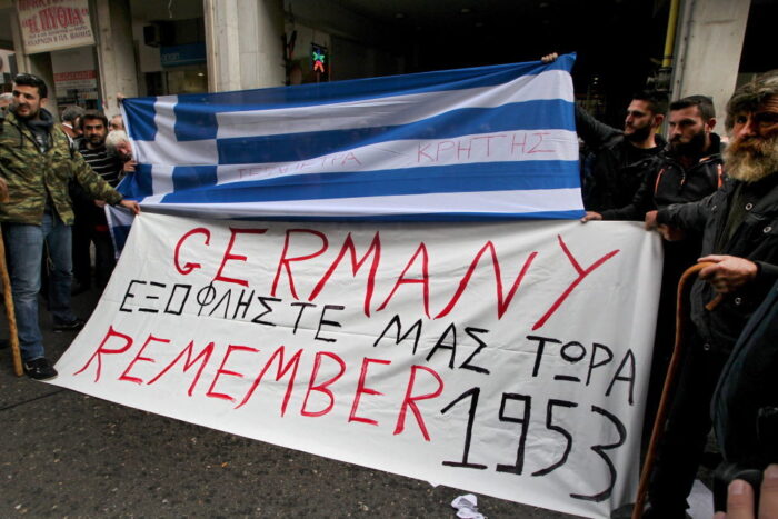 protest rolników w grecji, blokada dróg, reforma systemu emerytalnego