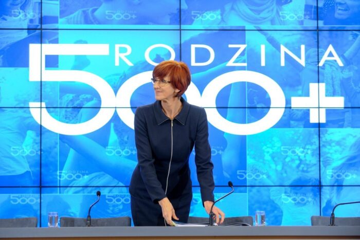 program rodzina 500 plus, ministerstwo rodziny pracy i polityki społecznej, elżbieta Rafalska