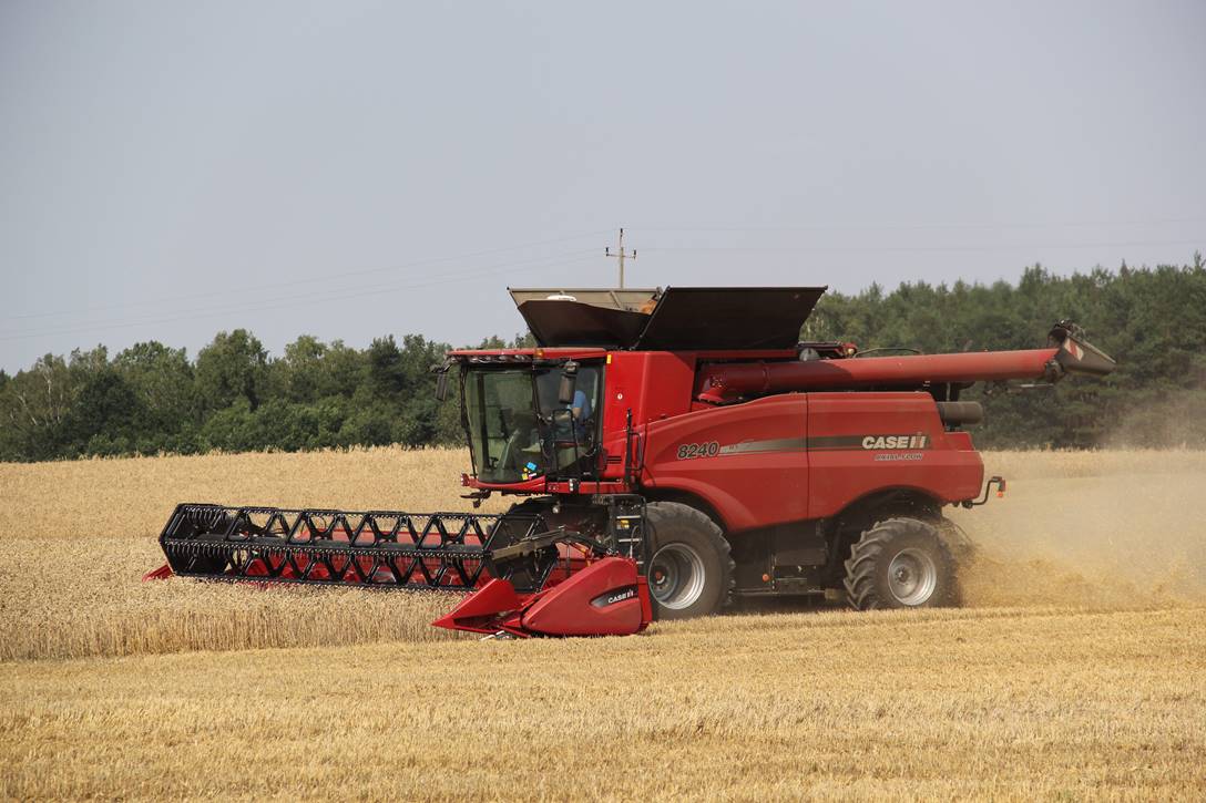 Kombajn Case IH 8240