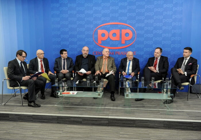 finanse państwa, zmiana wieku emerytalnego, podniesienie kwoty wolnej od podatku