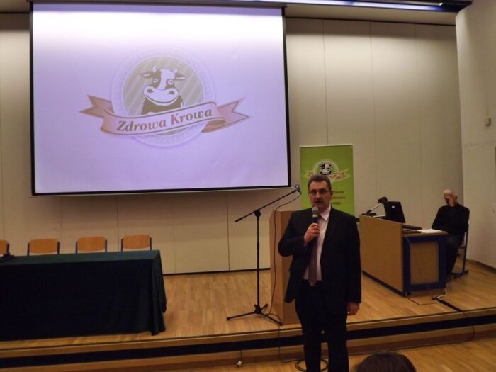 program zdrowa krowa, sggw, spomlek, Polska Federacja Hodowców Bydła Mlecznego i Producentów Mleka