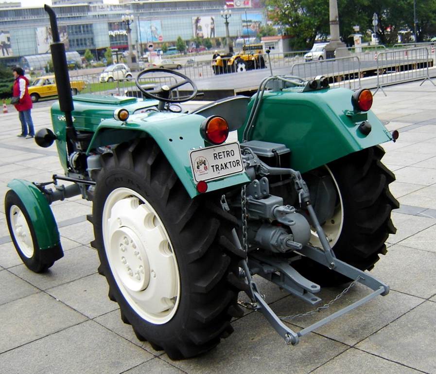 Ursus C-330