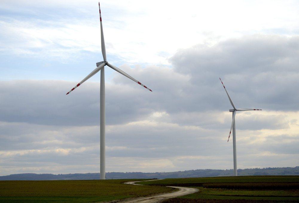 OZE, wiatraki, ustawa, Sejm, PiS, energia wiatrowa, sejmowa komisja infrastruktury