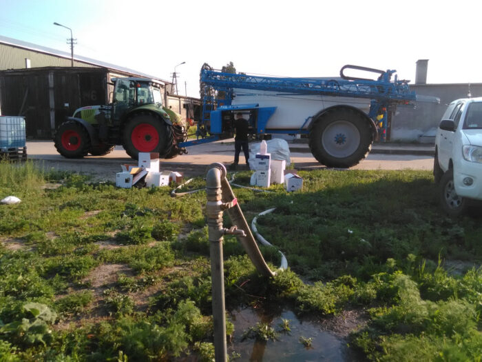 opryskiwacz, napełnianie opryskiwacza