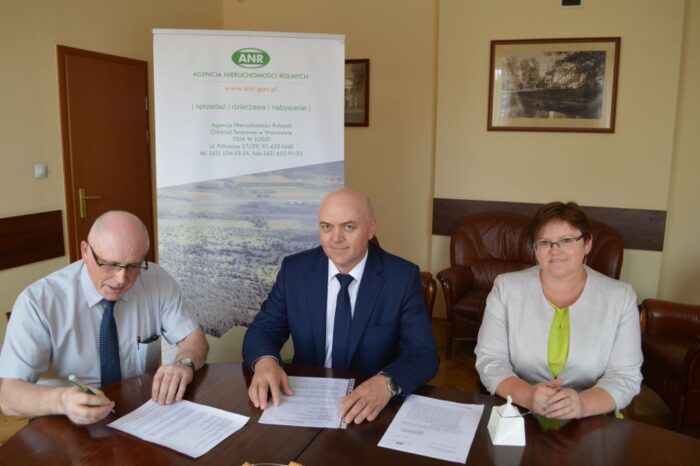 anr, Janusz Ciesielski, Zdzisław Kostrzewa, nowe ostrowy