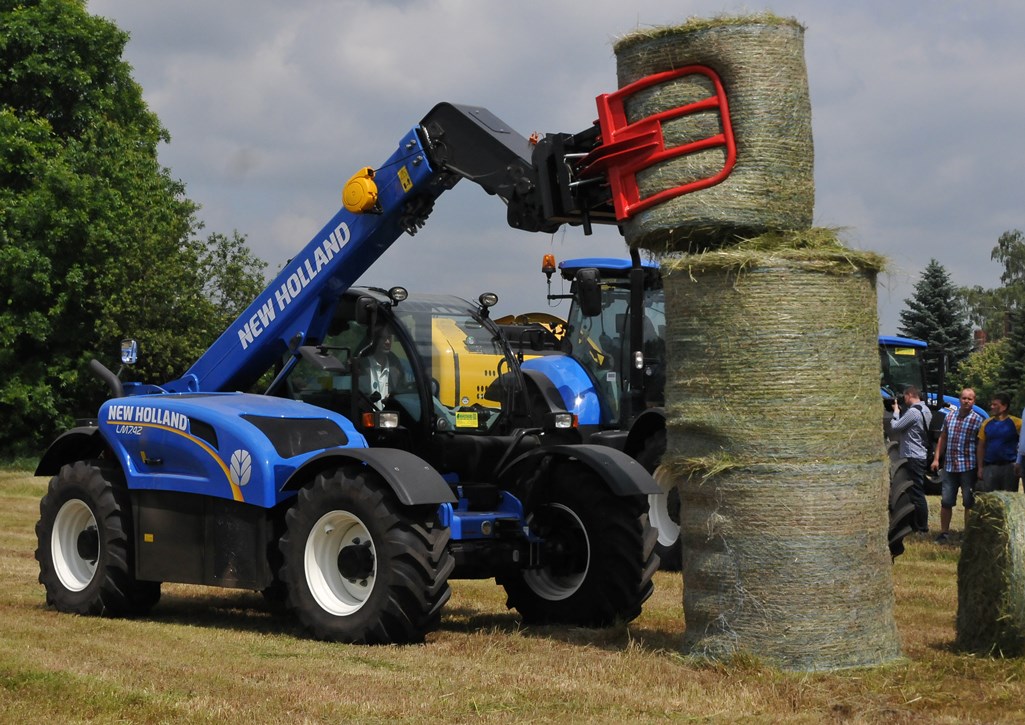 New Holland LM