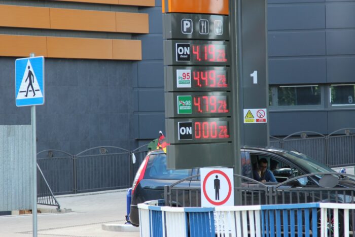 ustawa biopaliwowa, Narodowy Cel Wskaźnikowy, benzyna E5, benzyna E10