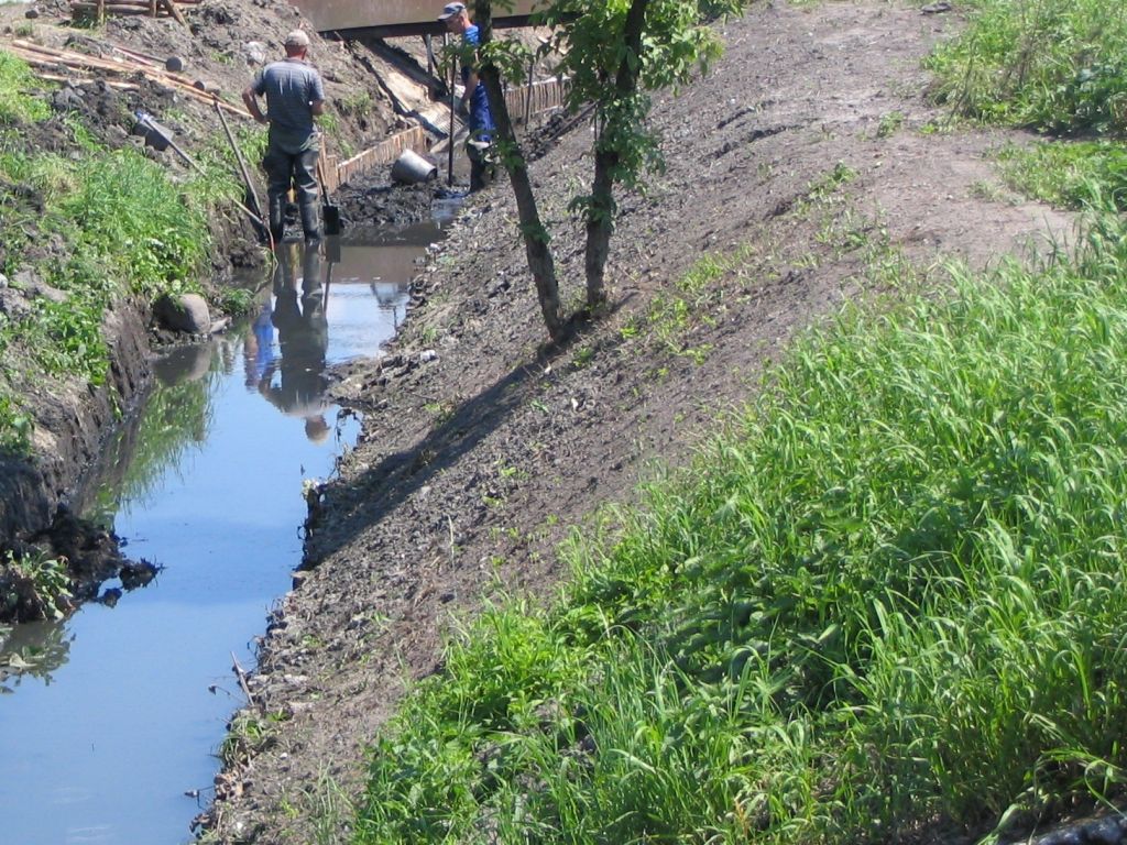 spółki wodne, Zachodnie Pomorze, melioracja, oczyszczanie i odmulanie dna rowów, naprawianie skarp