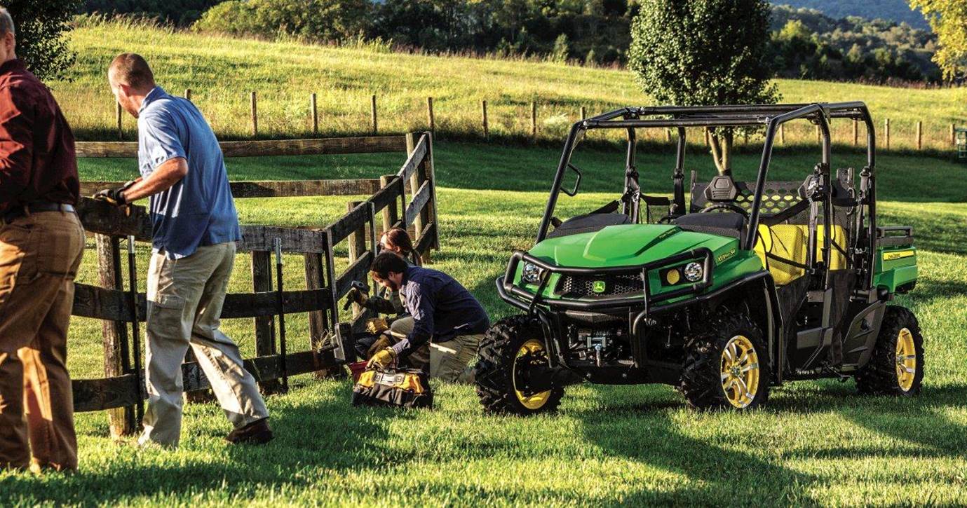 John Deere Gator