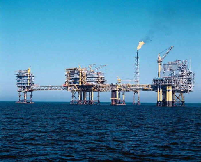 ropa naftowa, ceny ropy naftowej, spadki cen ropy, giełda paliw w Nowym Jorku