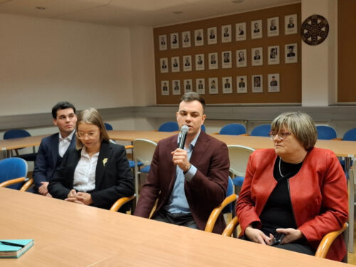 Karol Siewruk, Agnieszka Ciesielska, sala, WRiE