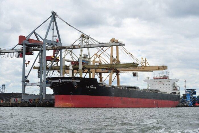 port, transport morski, towary rolno-spożywcze, Szczecin, Świnoujście