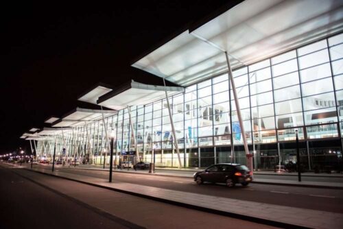 Wrocław, lotnisko we Wrocławiu, port lotniczy we Wrocławiu, wzrost liczby pasażerów