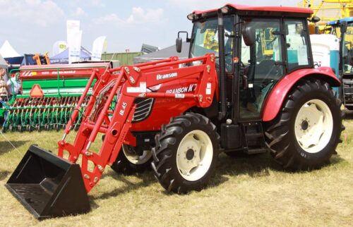 Ciągnik Branson K78
