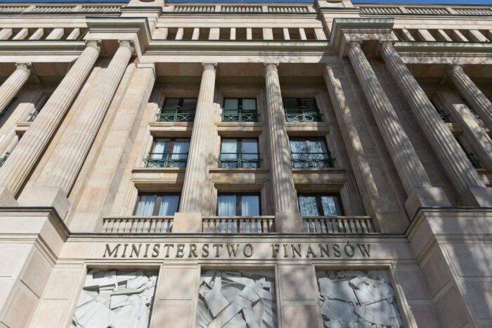 fałszywy e-mail z ministerstwa finansów, podatki, kontrola podatkowa, internet, oszustwo