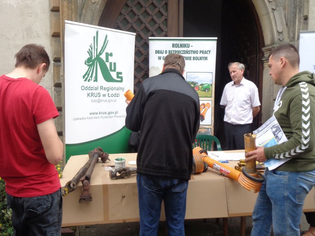 Wymiana osłon wałów przegubowo-teleskopowych, wypadki w rolnictwie, KRUS