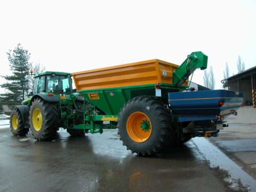 Przyczepa nawozowa Perrein