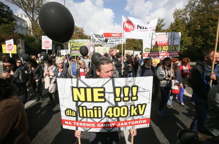 linia wysokiego napięcia, prąg, inwestycje, Kozienice, Ołtarzew, protest w Warszawie
