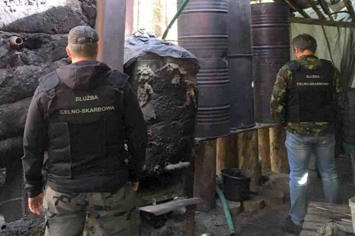 leśna bimbrownia, gródek, podlasie, nielegalna produkcja alkoholu, kas białystok