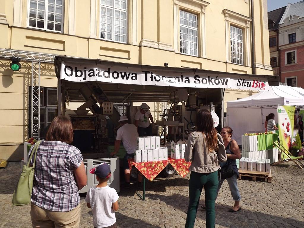 cydr, Lublin, polski cydr, Lubelskie Święto Młodego Cydru,  Lubelskie Stowarzyszenie Miłośników Cydru, owoce