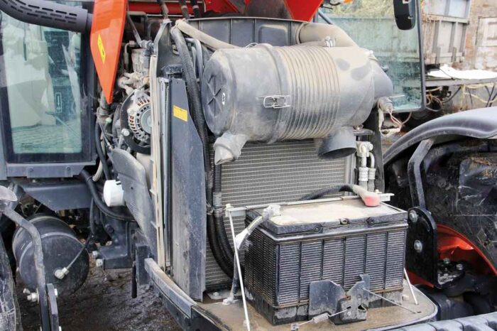 filtry w silniku Kubota M8540