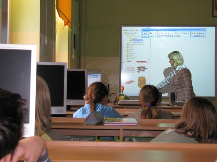 Związek Gmin Wiejskich RP, gminy, gminy wiejskie, men, gimnazja, szkoły