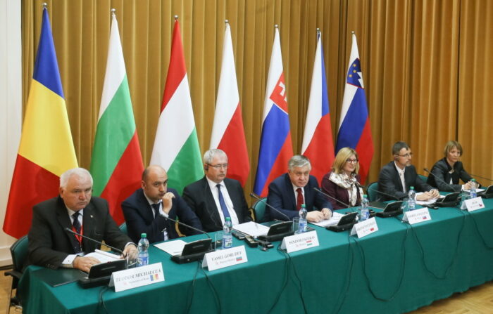 rolnictwo, grupa wyszehradzka, Europejska Przestrzeń Badawcz, program horyzont 2020