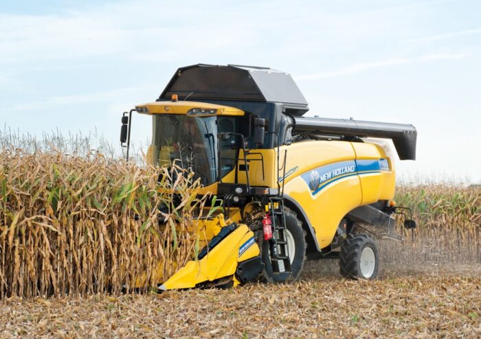New Holland CX 6090 Elevation