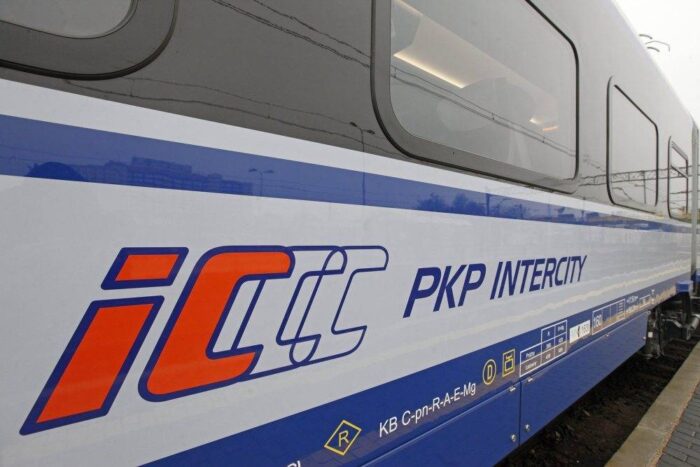 PKP, kolej, pociąg, PKP Intercity, podróż koleją, nowe wagony PKP Intercity