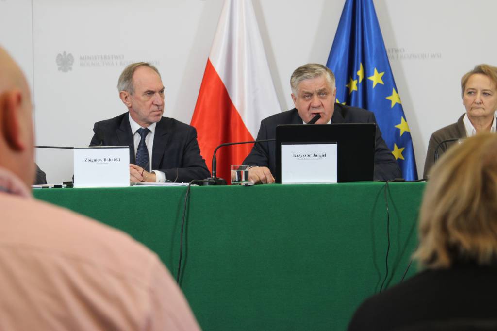 Krzysztof Jurgiel, ministerstwo rolnictwa, konferencja prasowa, ministerstwo rozwoju, rząd PiS, strategia