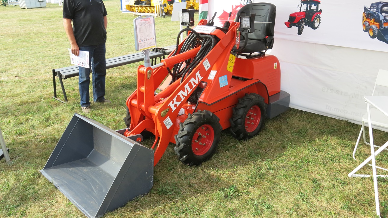 Miniładowarka ZLY902