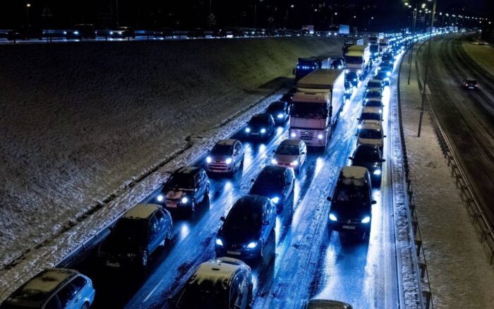 OC, ubezpieczenie, pieniądze, polisa ubezpieczeniowa, pieniądze