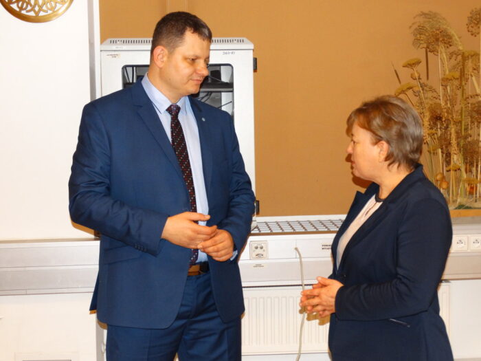 Piotr Mazur, Irena Suwara