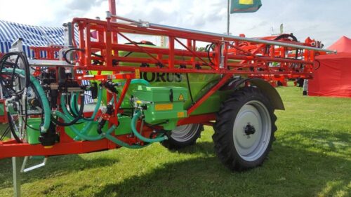 Opryskiwacz zaczepiany Horus