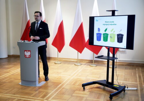 śmieci, segregowanie śmieci, recykling, ministerstwo środowiska, odpady komunalne, Sławomir Mazurek