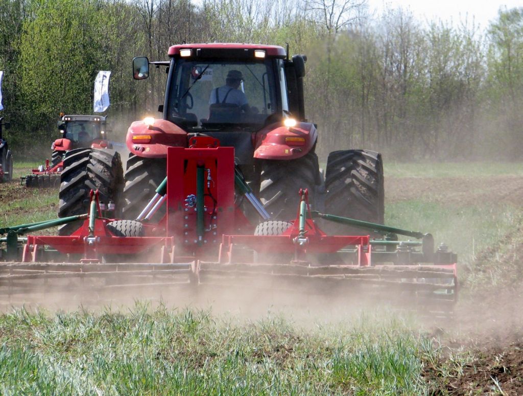 bezumowni użytkownicy gruntów, dopłaty bezpośrednie, piotr polak