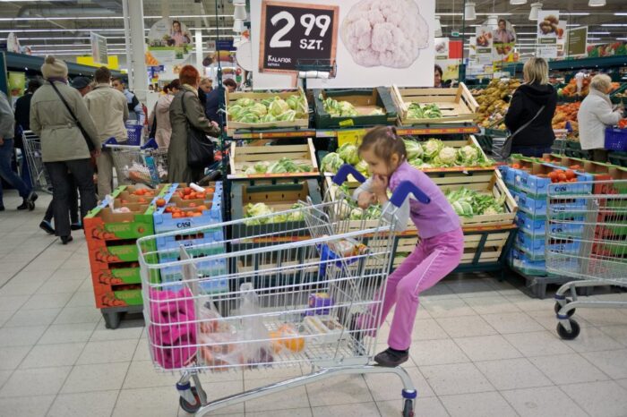 zakaz handlu w niedziele, solidarność, prawo pracy, handel, pih