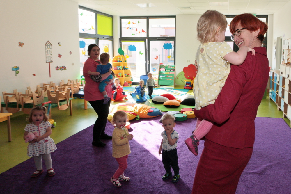 program maluch plus, ministerstwo rodziny pracy i polityki społecznej, elżbieta rafalska, bartosz marczuk