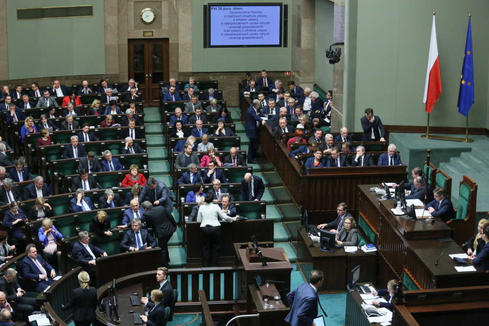 ubezpieczenia rolne, ubezpieczenie upraw, ubezpieczenie zwierząt, wsparcie dla rolnictwa, rząd, sejm