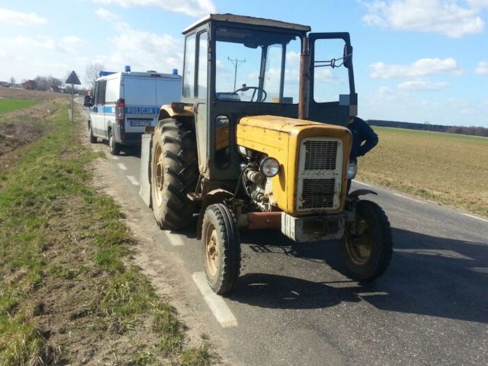 jazda na podójnym gazie, pijany traktorzysta, dolny śląsk, głogów