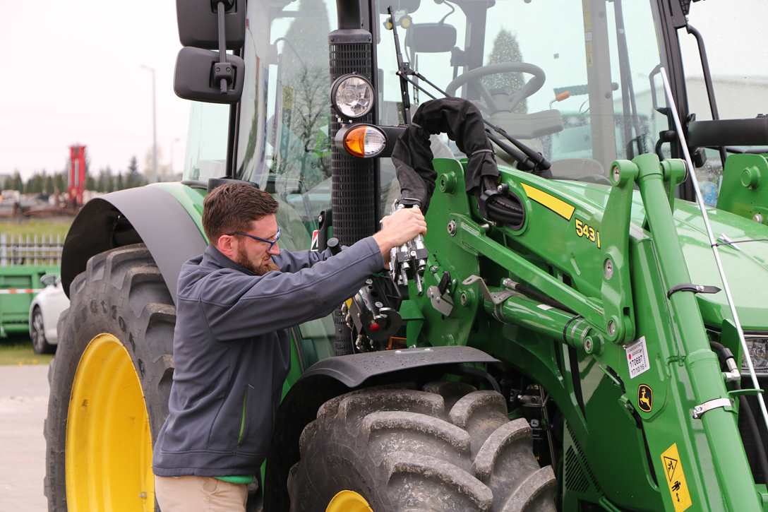 John Deere serii 5R